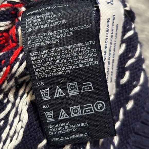 Women’s Medium Tommy Hilfiger Knit Sweater - Picture 3 of 3